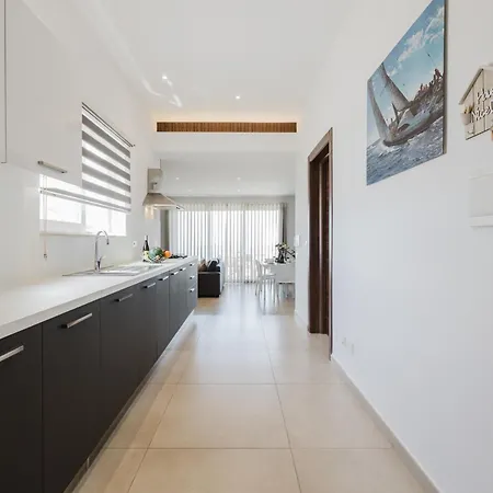 Apartmán Fl9 Thelodge-sea View W Huge Terrace By Homely *